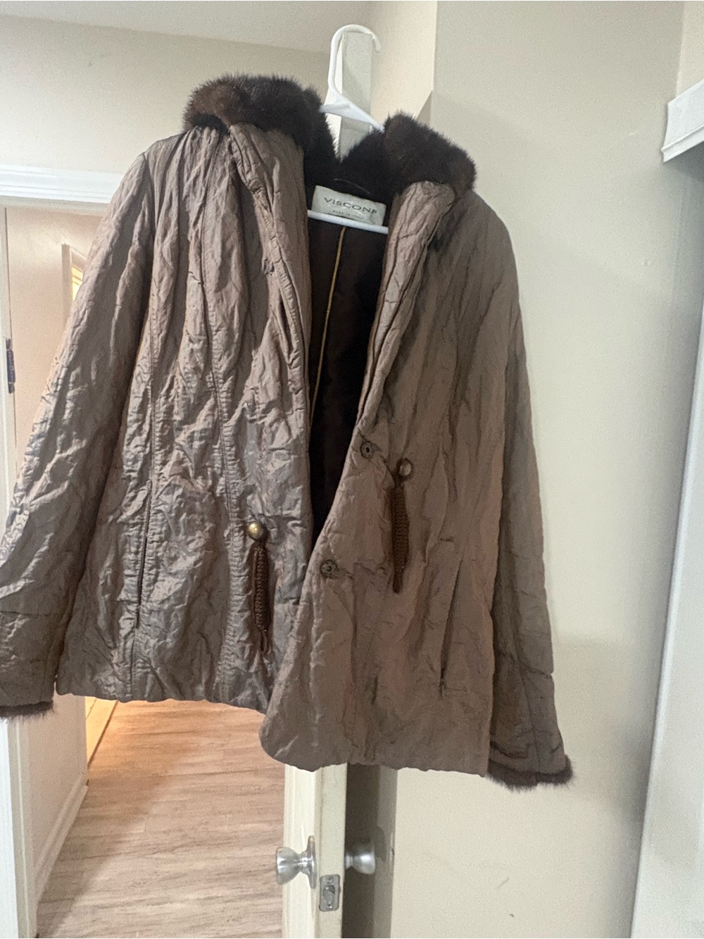 Italian mink coat - Picture 2 of 11